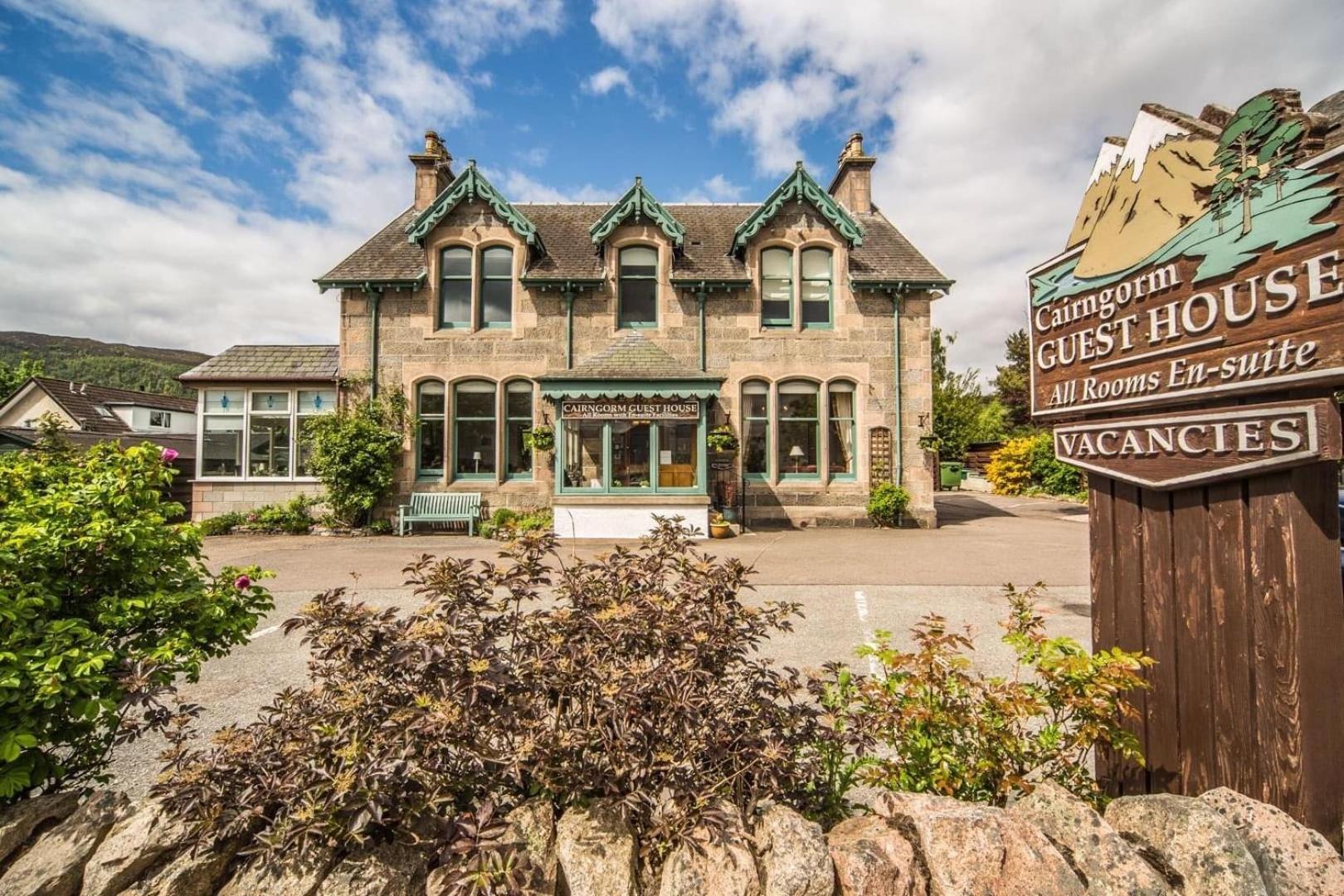 Cairngorm Guest House Aviemore Bagian luar foto